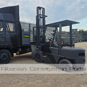 Transport ngarkese me skela Transport ngarkese me skela